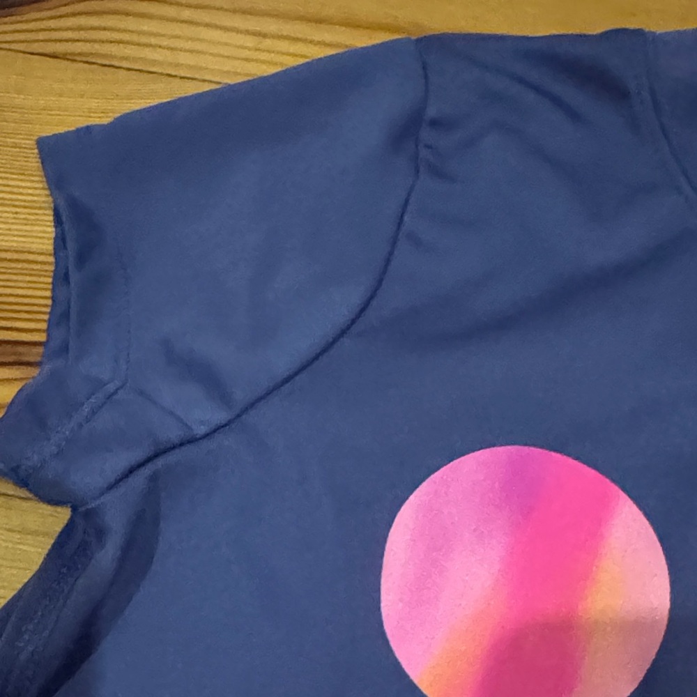 EUC All in Motion Navy Tee with Colorful Graphic Girls M 7/8 - Picture 4 of 6